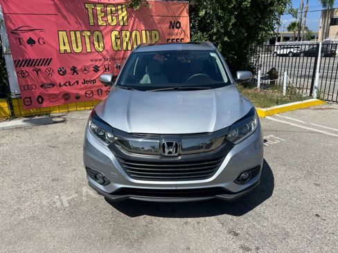 Used 2020 Honda HR-V EX image 2