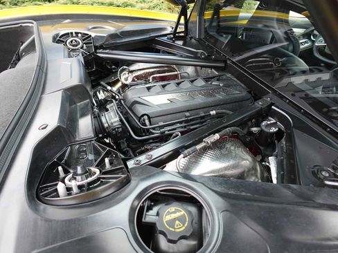 New 2026 Chevrolet Corvette Stingray Preferred Cpe w/ Z51 Performance Package RWD image 32