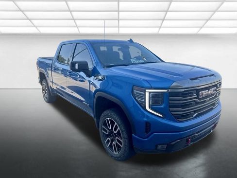 Used 2023 GMC Sierra 1500 AT4 AWD/4WD image 1