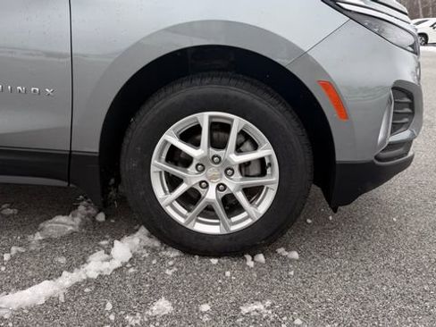 Used 2024 Chevrolet Equinox LT image 9