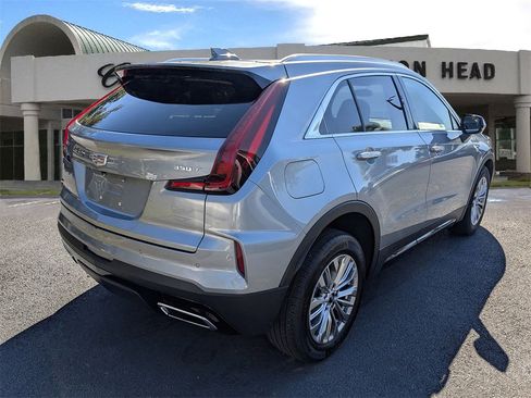 Certified 2024 Cadillac XT4 Premium Luxury image 6