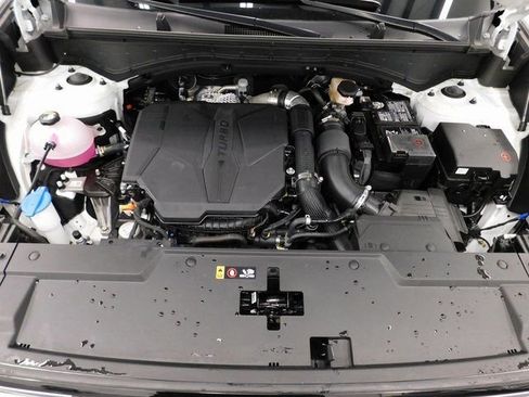 Used 2025 Hyundai Santa Fe SEL image 40