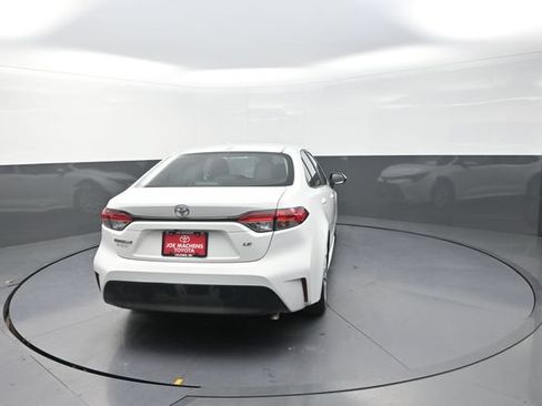 Used 2024 Toyota Corolla LE FWD image 58