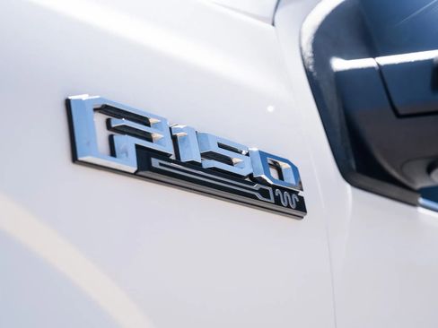 Used 2018 Ford F150 King Ranch w/ Equipment Group 601A Luxury AWD/4WD image 19
