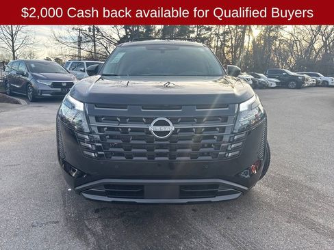 New 2026 Nissan Pathfinder SV image 9