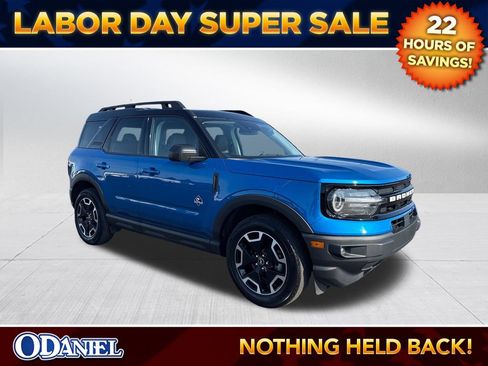 Used 2022 Ford Bronco Sport Outer Banks w/ Tech Package AWD/4WD image 1