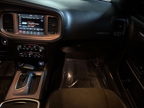Used 2023 Dodge Charger R/T w/ Plus Group image 29