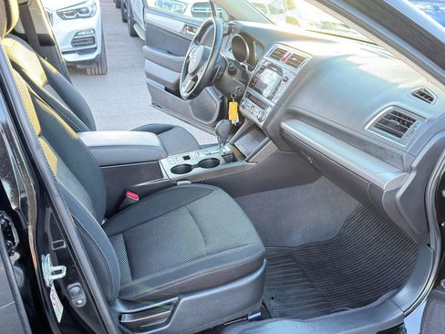 Used 2016 Subaru Outback 2.5i Premium image 13