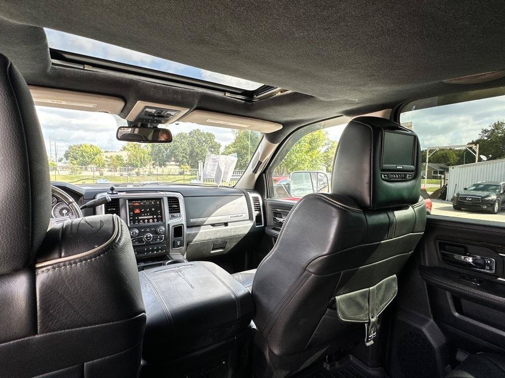Used 2015 RAM 3500 Laramie Longhorn AWD/4WD image 25