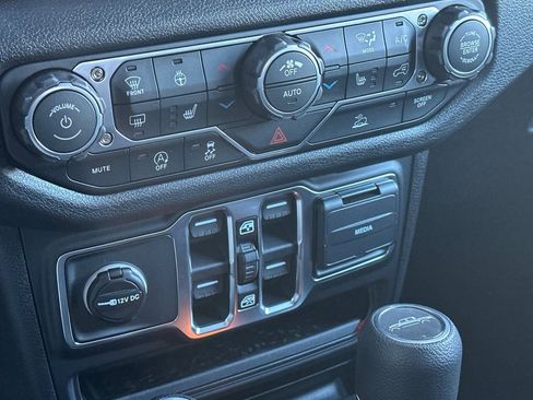 New 2026 Jeep Gladiator Sport image 22