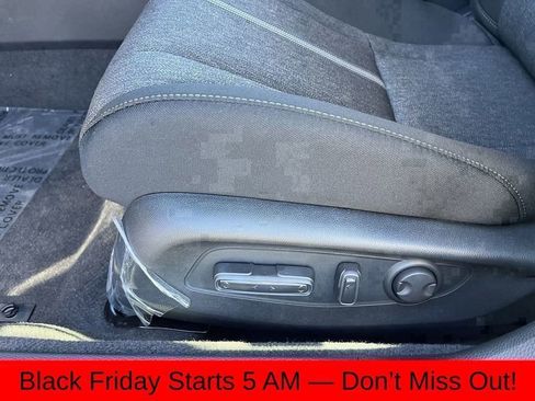 Used 2025 Honda Accord Sport image 25