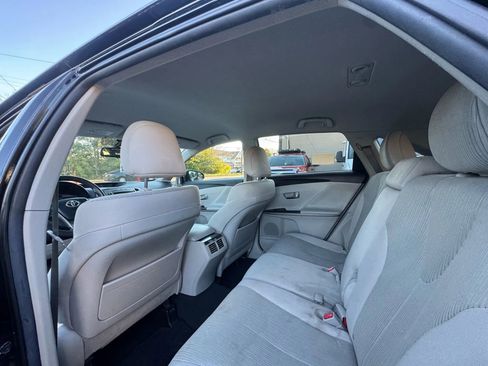 Used 2013 Toyota Venza LE image 12