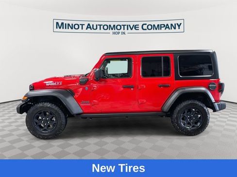 Used 2023 Jeep Wrangler Unlimited w/ Cold Weather Group image 5