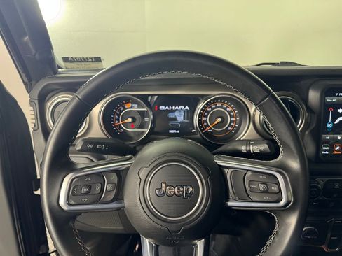 Used 2021 Jeep Wrangler Unlimited Sahara AWD/4WD image 27