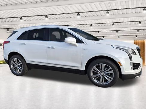 New 2026 Cadillac XT5 Premium Luxury w/ Driver Assist Package FWD image 13