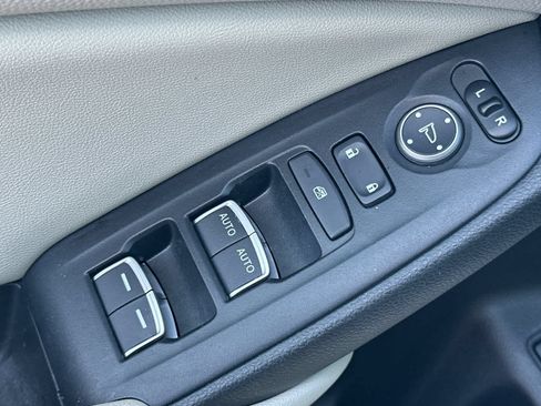 Used 2019 Honda Accord LX image 14
