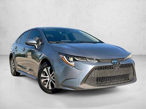 Used 2021 Toyota Corolla LE FWD image 12