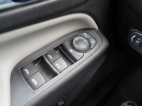 Used 2019 Chevrolet Equinox LT image 13