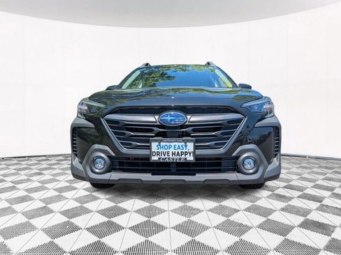 Certified 2025 Subaru Outback Premium AWD/4WD image 12