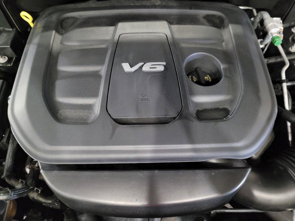Used 2016 Jeep Grand Cherokee Laredo AWD/4WD image 30