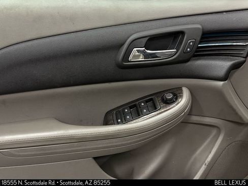 Used 2015 Chevrolet Malibu LT w/ Power Convenience Package FWD image 11