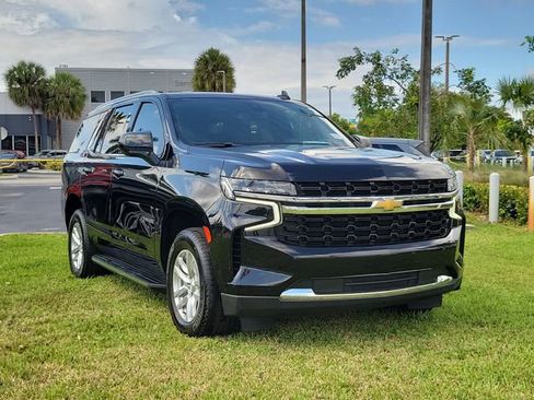 Used 2021 Chevrolet Tahoe LS RWD image 3