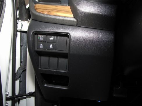 Used 2020 Honda CR-V EX-L image 9