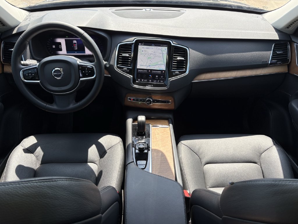 Used 2024 Volvo XC90 B5 Plus w/ Protection Package Premier AWD/4WD image 29