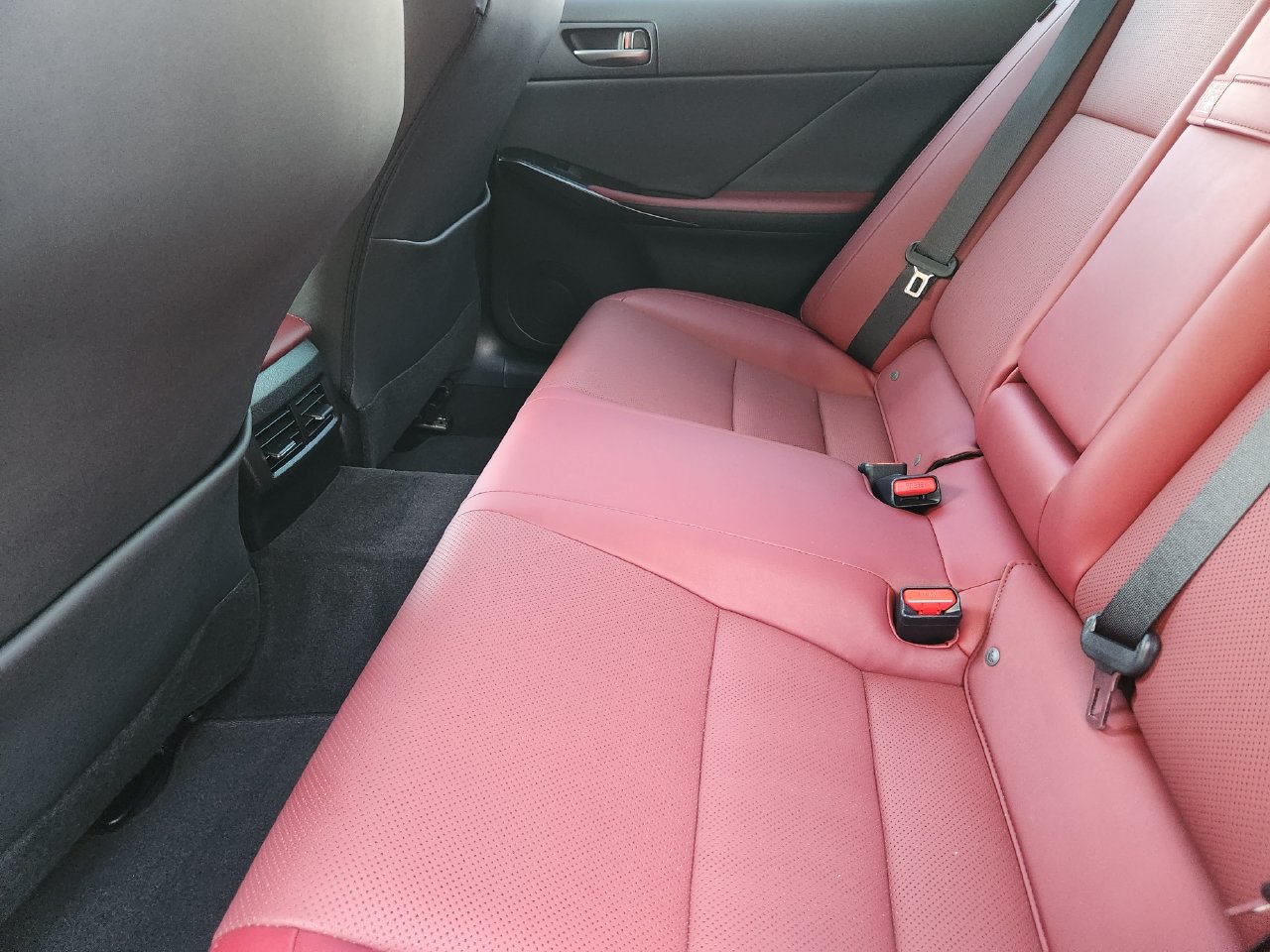 Used 2023 Lexus IS 300 AWD w/ Premium Package image 29