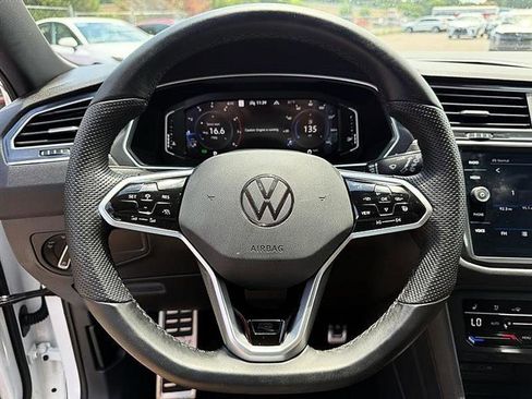 Used 2024 Volkswagen Tiguan SEL R-Line w/ MDO Package, Two-Row AWD/4WD image 25