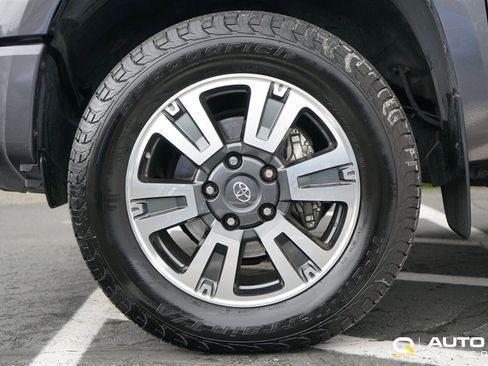 Used 2018 Toyota Tundra SR5 image 35