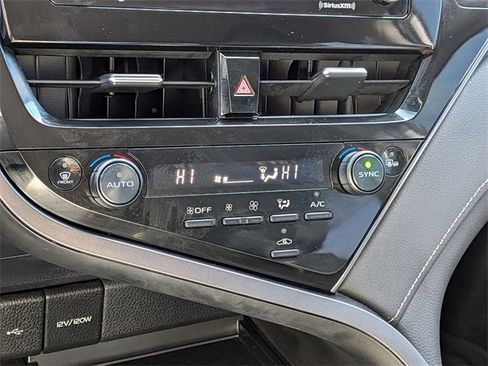 Used 2024 Toyota Camry SE w/ Convenience Package image 25