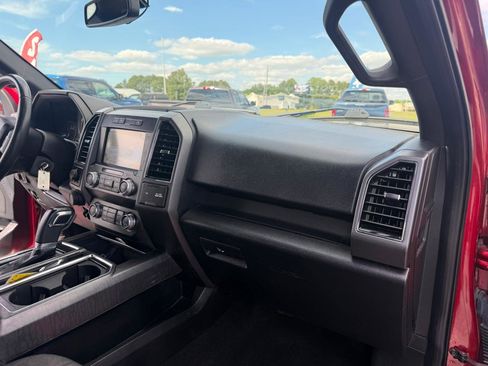 Used 2019 Ford F150 XLT w/ Equipment Group 302A Luxury AWD/4WD image 11