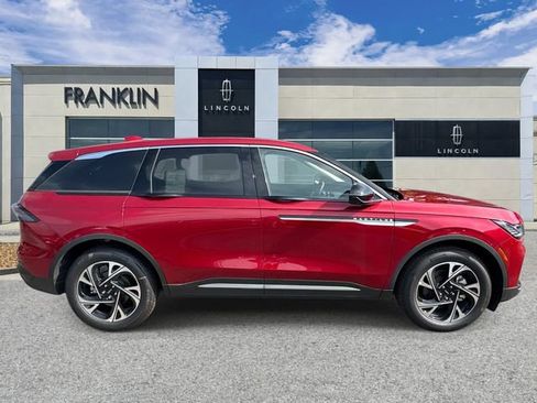 New 2026 Lincoln Nautilus Premier AWD/4WD image 8