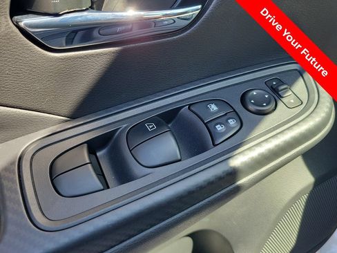 Certified 2025 Nissan Versa SV w/ Trunk Package FWD image 18