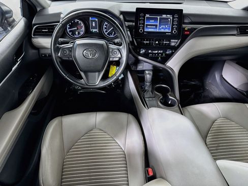 Used 2023 Toyota Camry SE FWD image 17