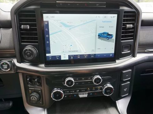 Certified 2022 Ford F150 Platinum w/ Equipment Group 701A High AWD/4WD image 4