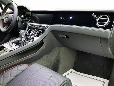 Certified 2021 Bentley Continental GT image 44