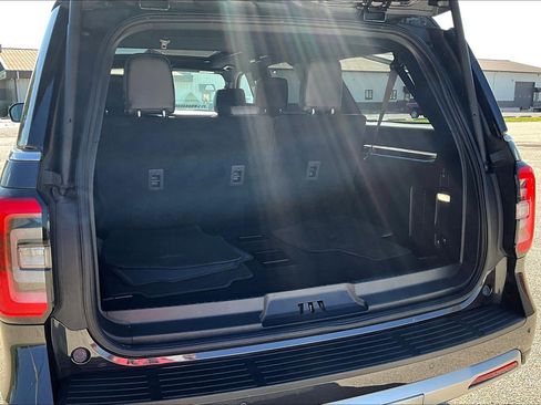 Used 2024 Ford Expedition Max Platinum image 20