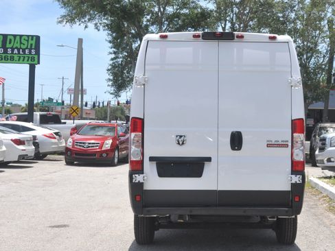 Used 2021 RAM ProMaster 2500 w/ Interior LED Lighting Group FWD image 11