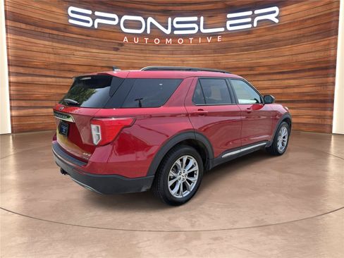 Certified 2023 Ford Explorer XLT w/ Equipment Group 202A AWD/4WD image 7