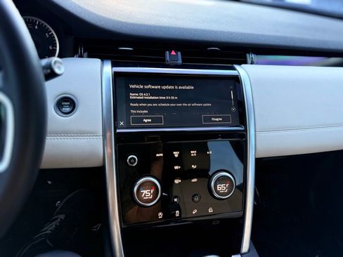 Used 2023 Land Rover Discovery Sport S image 23