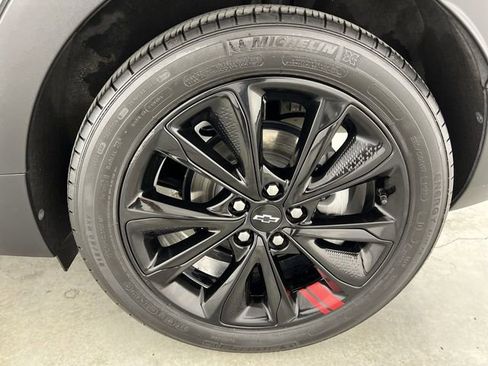 Certified 2023 Chevrolet Bolt EUV Premier w/ Sun & Sound Package FWD image 32