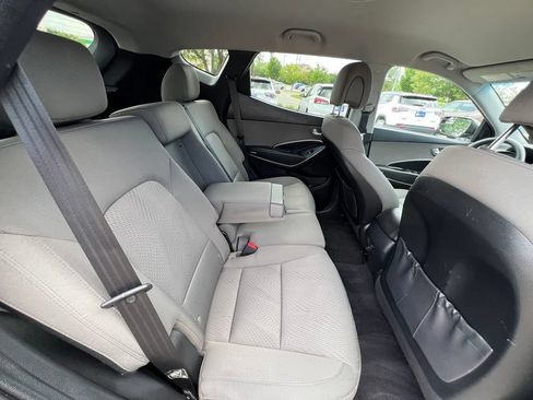 Used 2017 Hyundai Santa Fe Sport FWD image 23