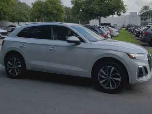Certified 2022 Audi Q5 2.0T Prestige AWD/4WD image 2