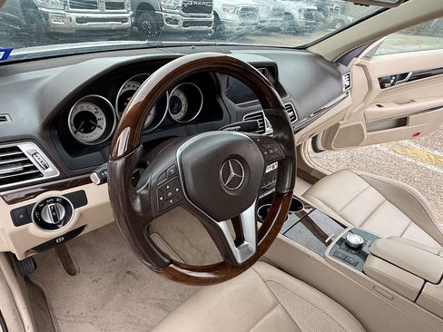 Used 2014 Mercedes-Benz E 350 Cabriolet image 22