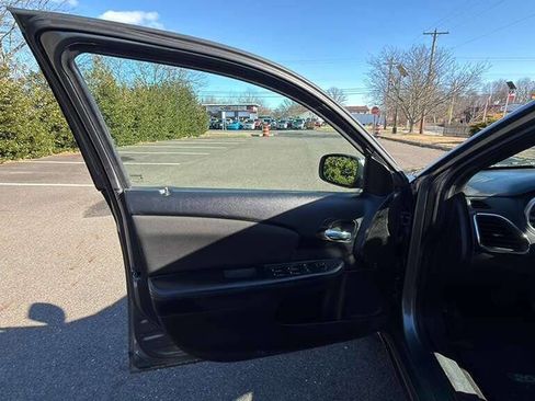 Used 2012 Chrysler 200 Touring image 16