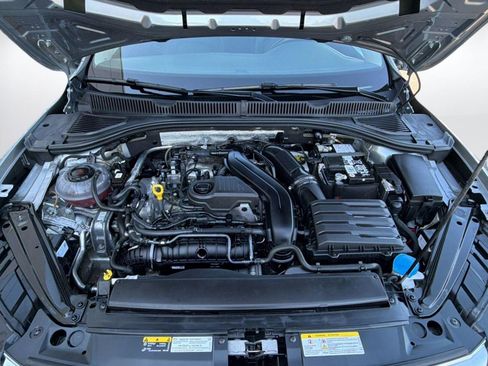 Certified 2024 Volkswagen Jetta SE FWD image 27