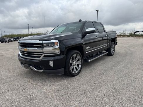 Used 2018 Chevrolet Silverado 1500 High Country image 3
