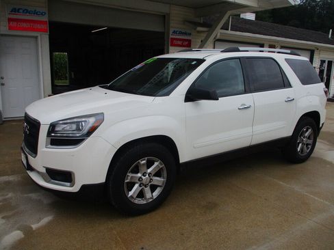 Used 2015 GMC Acadia SLE AWD/4WD image 11